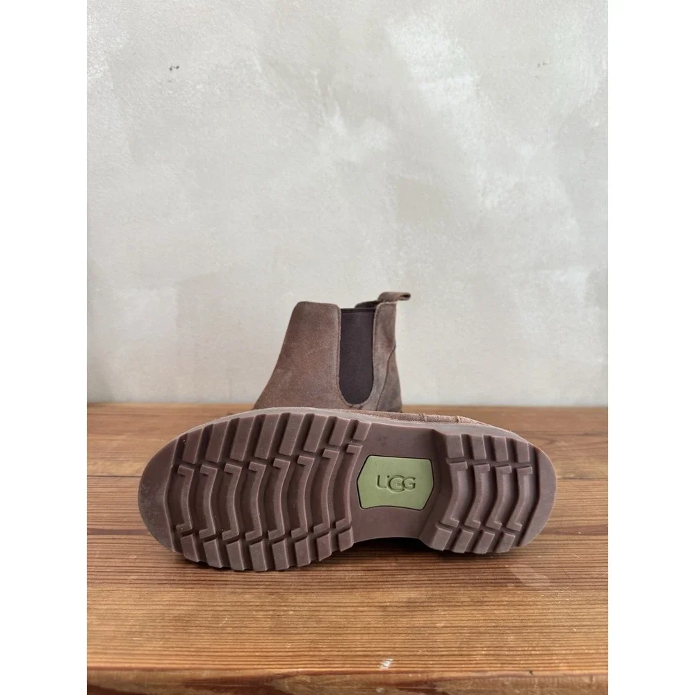 UGG Kids Brown Suede Chelsea Boots Size 4 Bonham II Ankle Boots